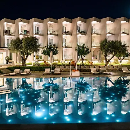 Amaronda & Hotel Eretria (Evia)