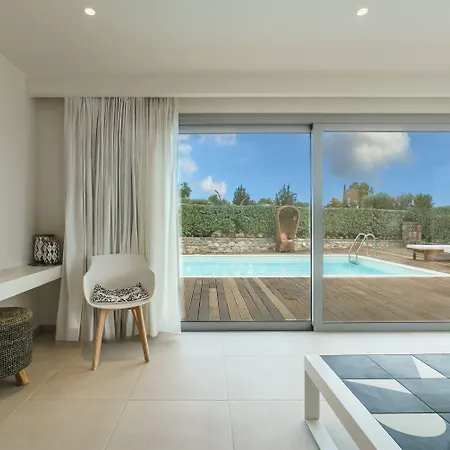 Hotel Amaronda & 4*