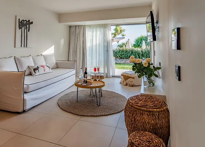 Ξενοδοχείο Amaronda & Ερέτρια