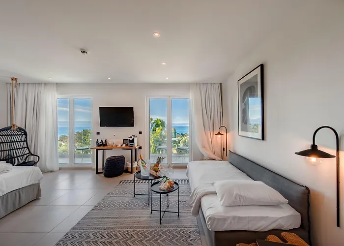 Ξενοδοχείο Amaronda & Ερέτρια