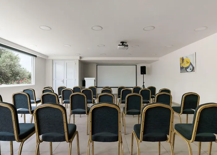 Amaronda & Ξενοδοχείο Ερέτρια