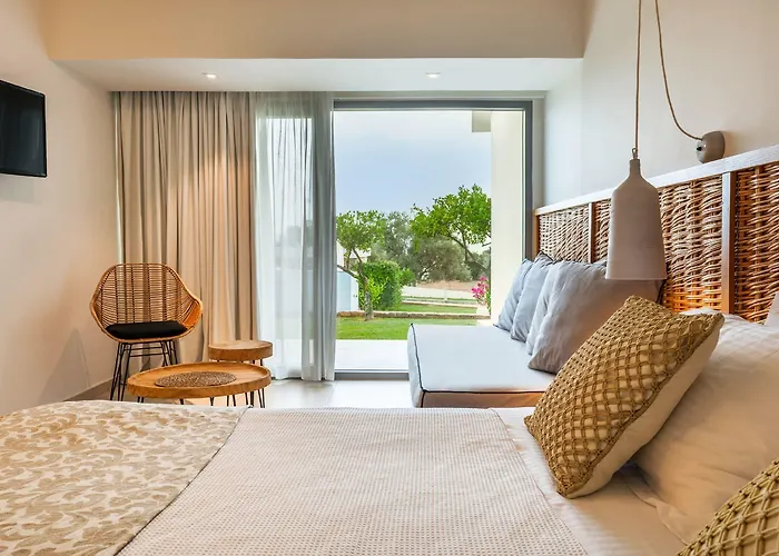 Amaronda & Ξενοδοχείο Ερέτρια